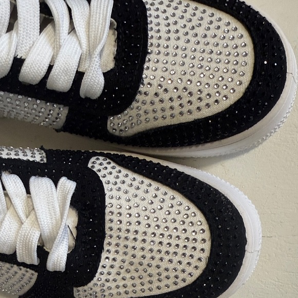 Stylish Black and White High-Top Women's Sneakers with rhinestones - Picture 6 of 7